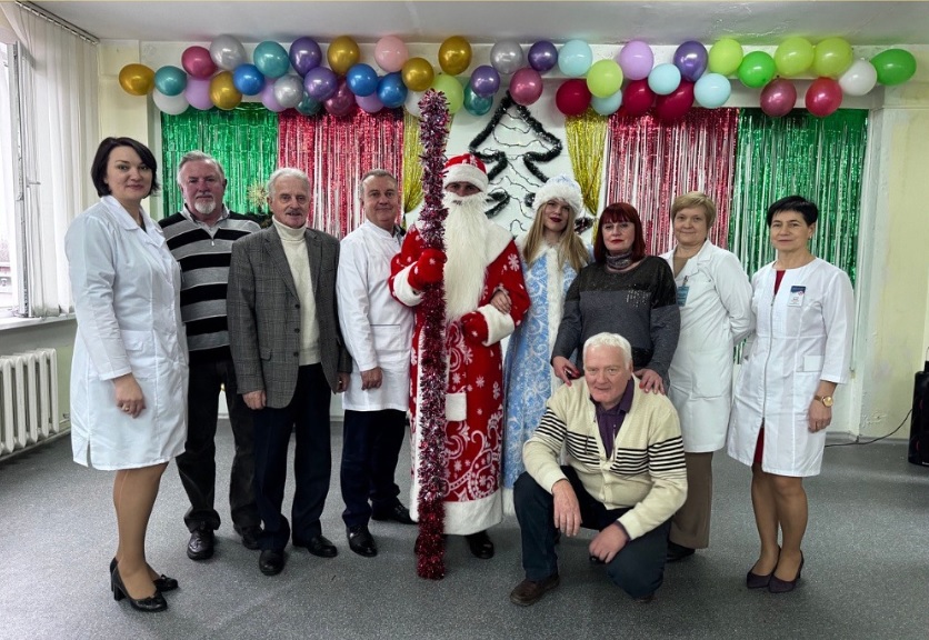 Поздравление ветеранов труда с Новым Годом!