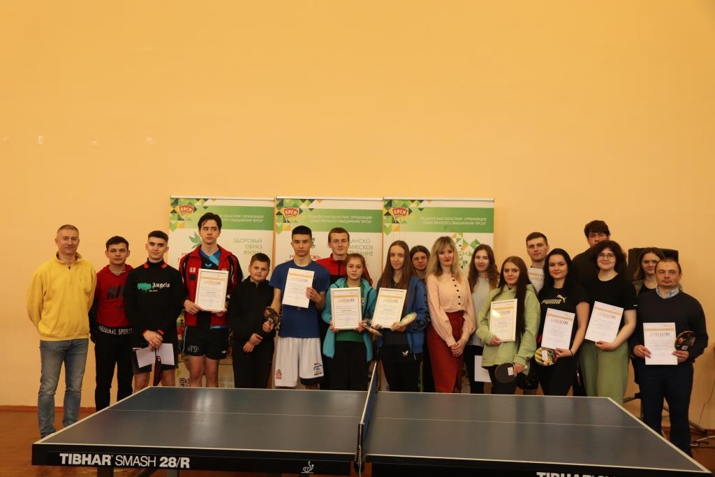 Состоялся открытый городской молодежный турнир среди любителей настольного тенниса